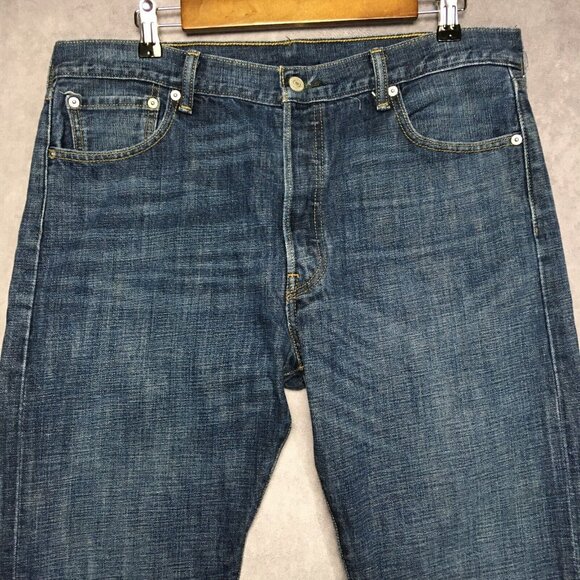Levis Mens 501 Original Fit Blue Jeans size 36x30 Button Fly Cotton Denim - Picture 2 of 13